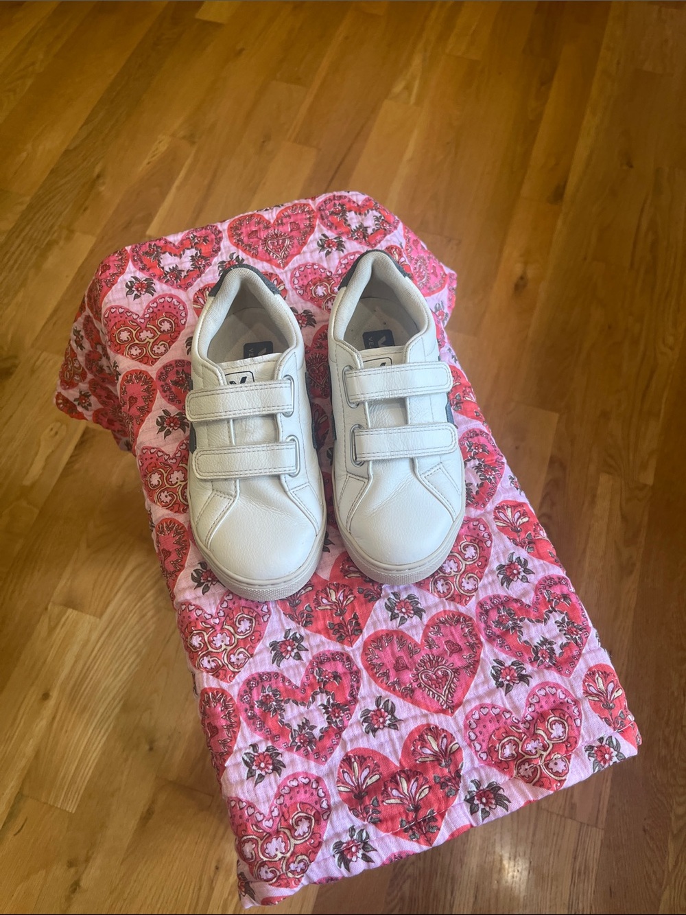 Veja Kids White Velcro Sneakers